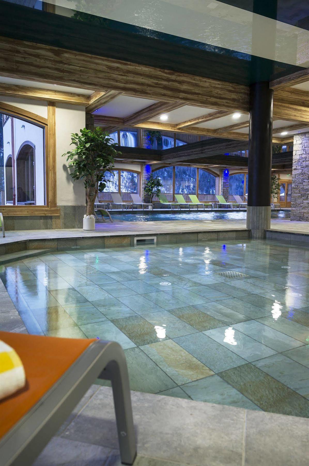 Cgh Residences & Spas Les Chalets D'Angele Chatel Luaran gambar